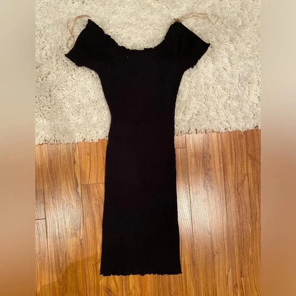 Black ribbed bodycon dress with buttons - Picture 2 of 3